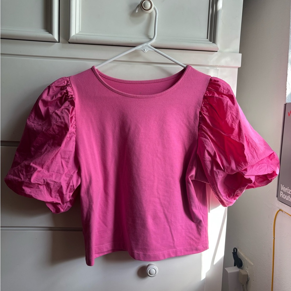 pink puff sleeve shirt